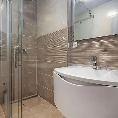 Guest house & Banjac Maribor
