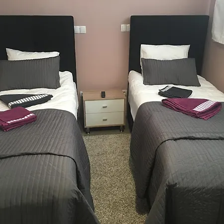 Πανσιόν & Banjac Μαριμπόρ