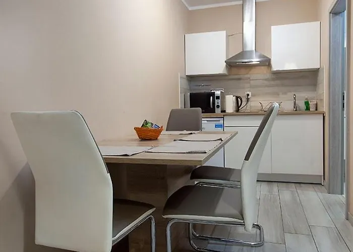 & Banjac בית הארחה מריבור